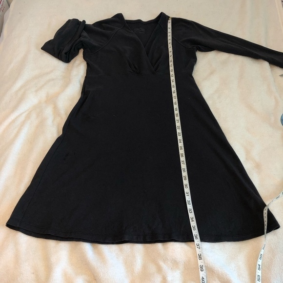 PATAGONIA Midi Dress Women's Size Medium Gray 100% Organic Cotton V-Neck - Picture 5 of 12